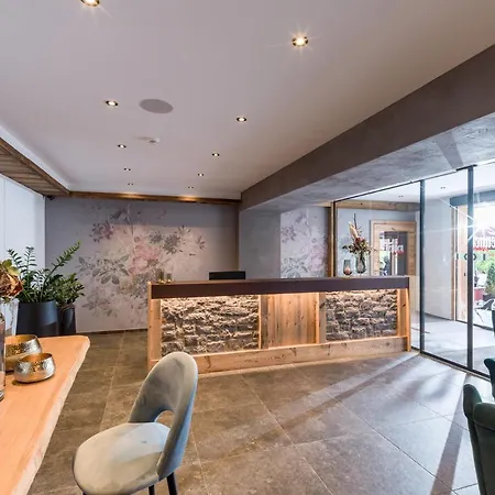 Aparthotel Tennenwirt - Adults Only Söll